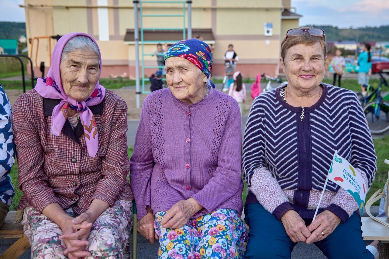 «Күрше-фест» в Бавлах: праздник двора на улице Зиновьева